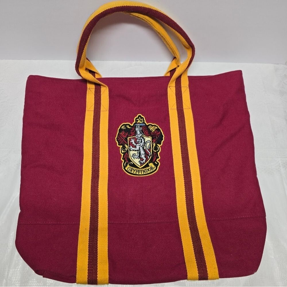 Universal Studios Wizarding World Harry Potter Gryffindor Crest Canvas Tote Bag